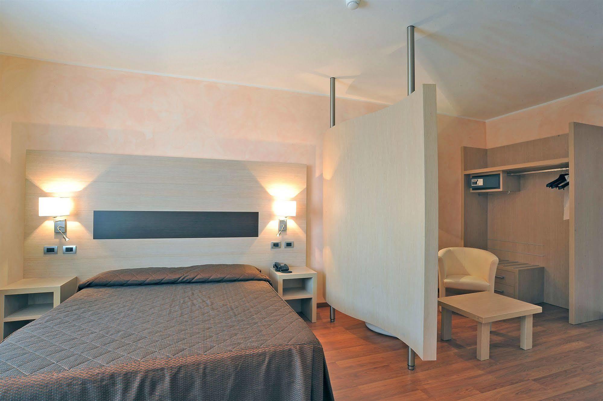 Hotel Arthur Solignano Nuovo Esterno foto