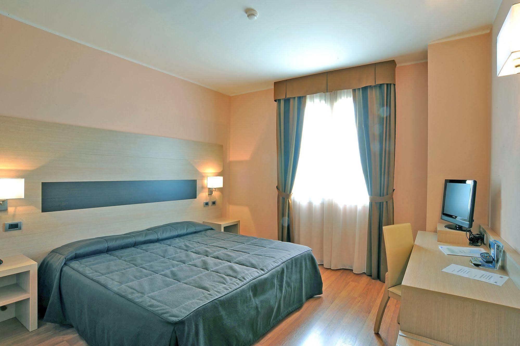 Hotel Arthur Solignano Nuovo Esterno foto